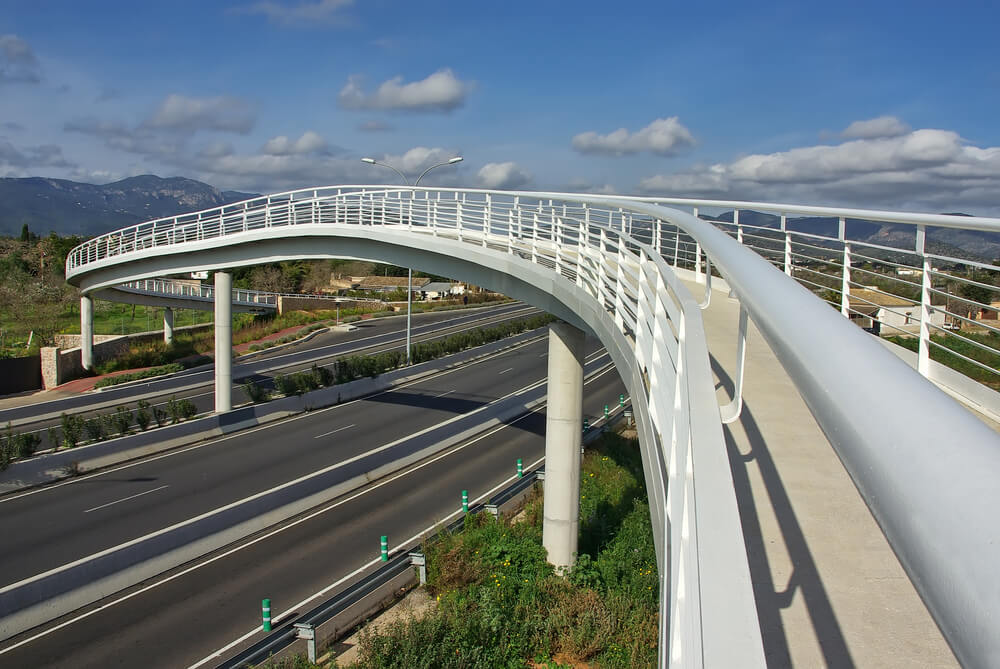 Do Pedestrian Overpass Bridges Prevent Injuries?